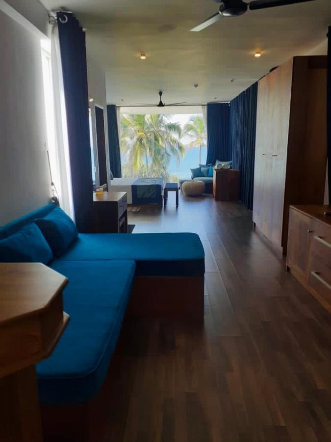 Hotel The Lighthouse Negombo Esterno foto