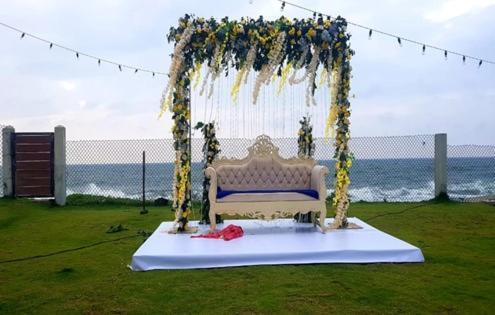Hotel The Lighthouse Negombo Esterno foto